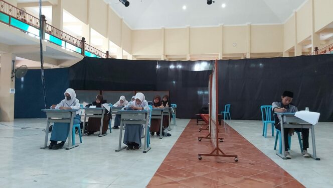 
 Kampus Sains Berbasis Pesantren di Sumenep Gelar Lomba Olimpiade Matematika dan Sains