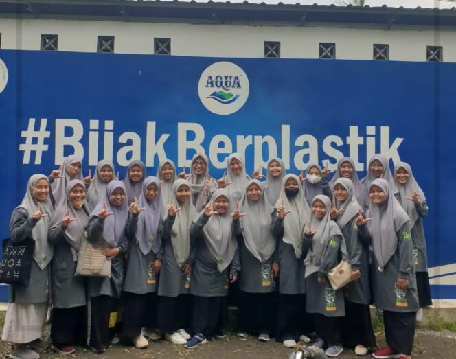 
 Cara Pesantren Annuqayah Lubangsa Berikan Atensi Sadar Lingkungan, Sulap Sampah Jadi Berdaya Jual hingga Aksi 3 M