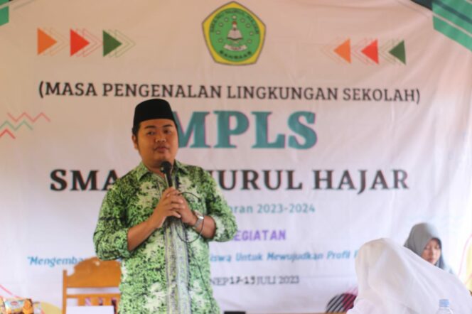 
 Kenalkan Kesadaran Berbangsa dan Bernegara, MPLS SMA NU Nurul Hajar Hadirkan Advokat