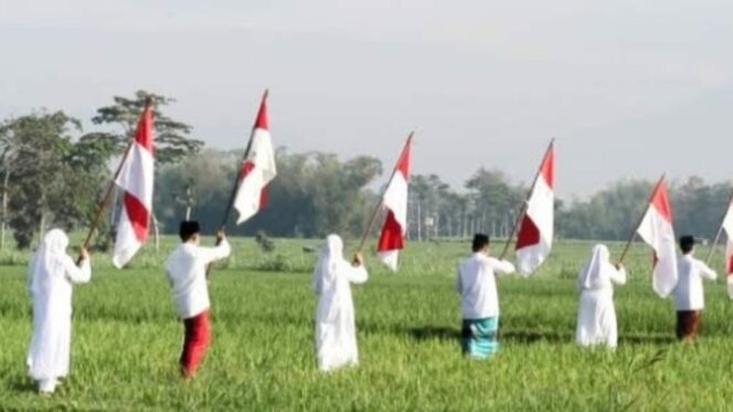 
 Membangun Karakter Unggul: Pendidikan di Pesantren sebagai Landasan Utama