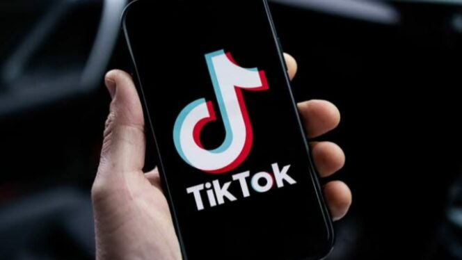 
 Scrolling TikTok Terlalu Lama Bikin Otak Jadi Lemot