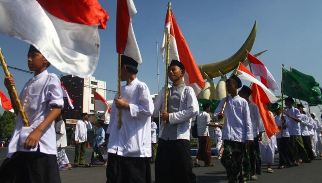 
 Peran Ulama Pesantren dalam Menumbuhkan Cinta Tanah Air