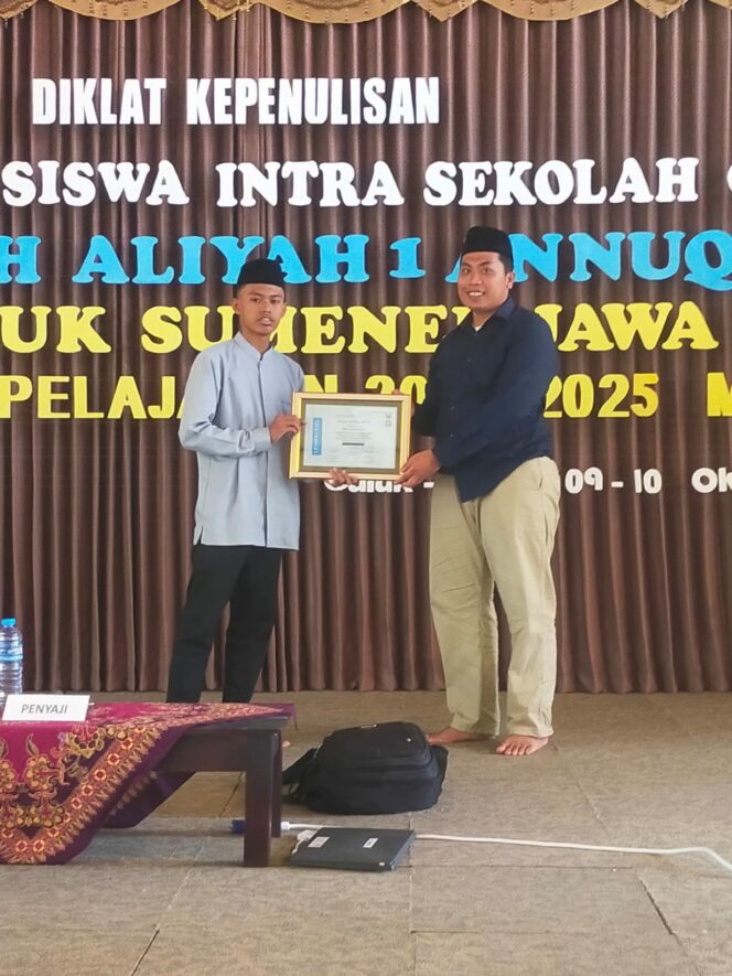 
 Duta Damai Santri Jatim Bekali Kepenulisan Siswa MA 1 Annuqayah